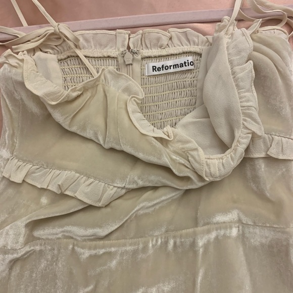 Reformation Bev Dress in Almond 0 - Picture 6 of 8